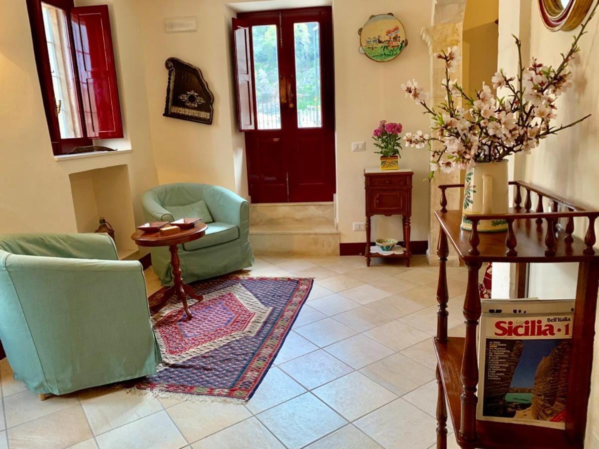 Scicli Albergo Diffuso Bagian luar foto